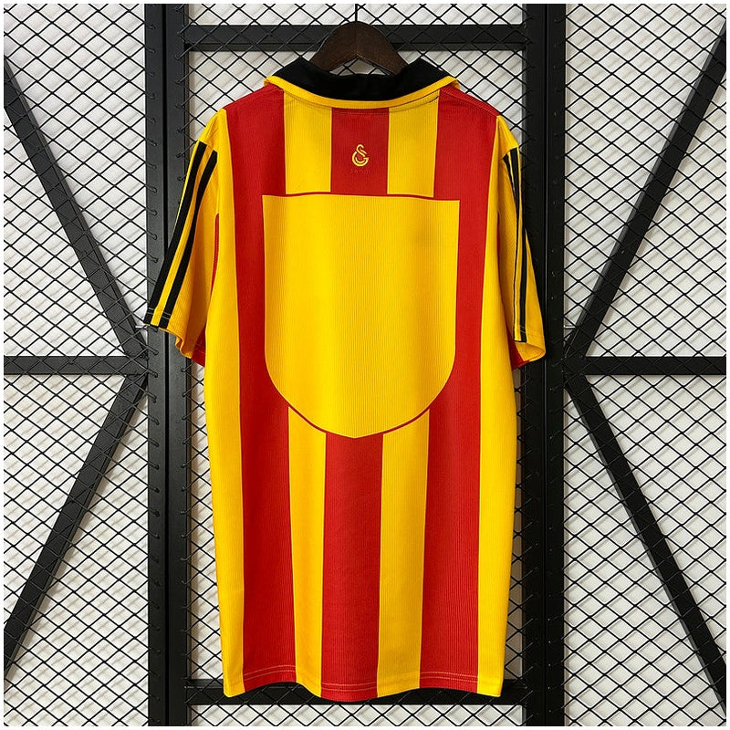 Galatasaray 1999/00 Home Retro Jersey