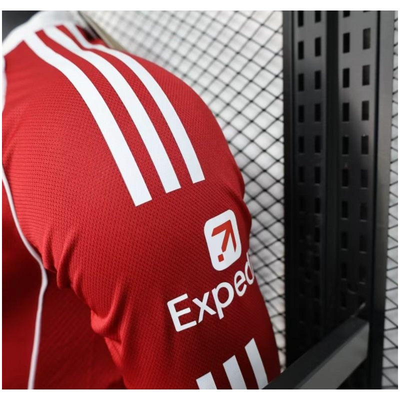 Liverpool Home Player Jersey 2025/26 - Long Sleeve