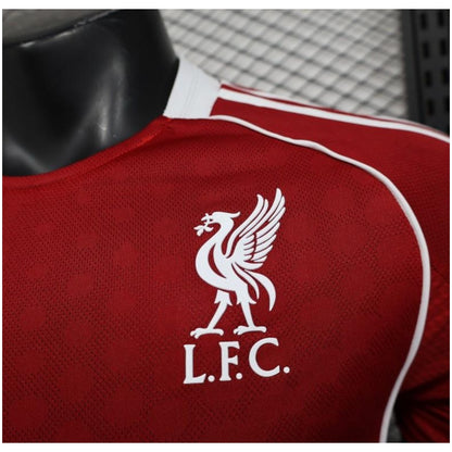 Liverpool Player Jersey Home 2025/26