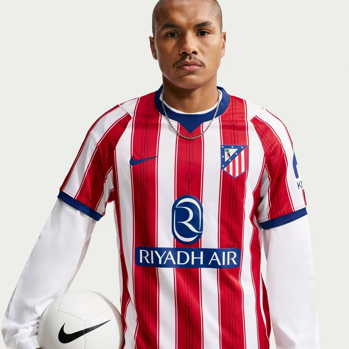 Home 26/27 J. Alvarez #19 customization