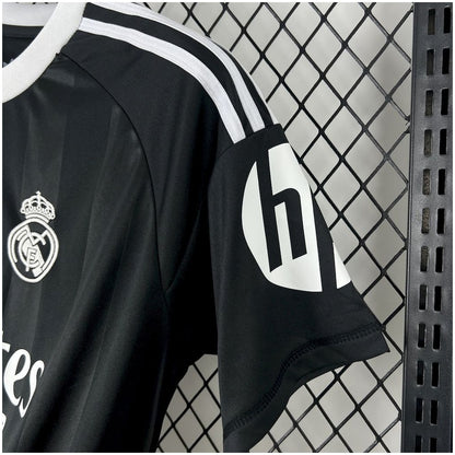 Real Madrid 2025/26 Training Jersey - Black