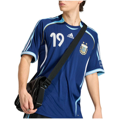 Argentina Retro 2006 Away Jersey - Messi #19