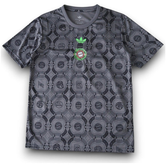 Bayern Munich Training Jersey 2025/26