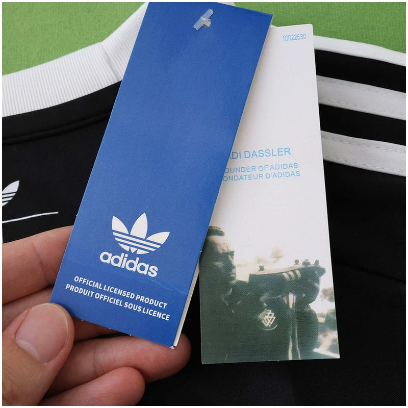 Liverpool Goalkeeper Black Jersey 2025/26