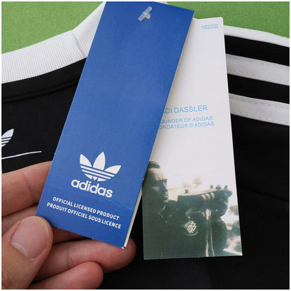 Liverpool Goalkeeper Black Jersey 2025/26