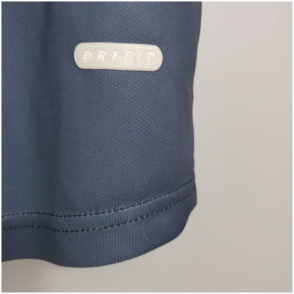 Paris Saint-Germain (PSG) 01/02 Third Jersey - Retro Version