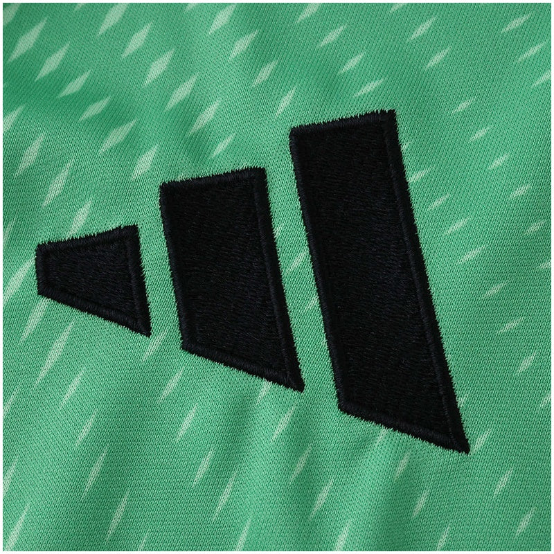 Liverpool Goalkeeper Jersey 2025/26